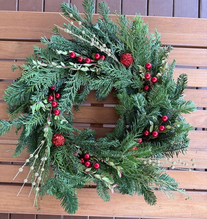 Holly Jolly Wreath Centerpiece